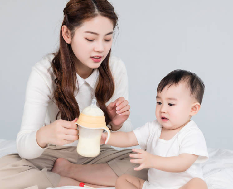 母婴知识 母乳的保存方法 储奶