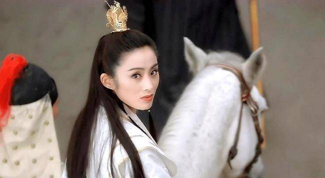 角色|那些惊艳了时光的古装角色，朱茵美，巩俐仙，杨幂造型满分