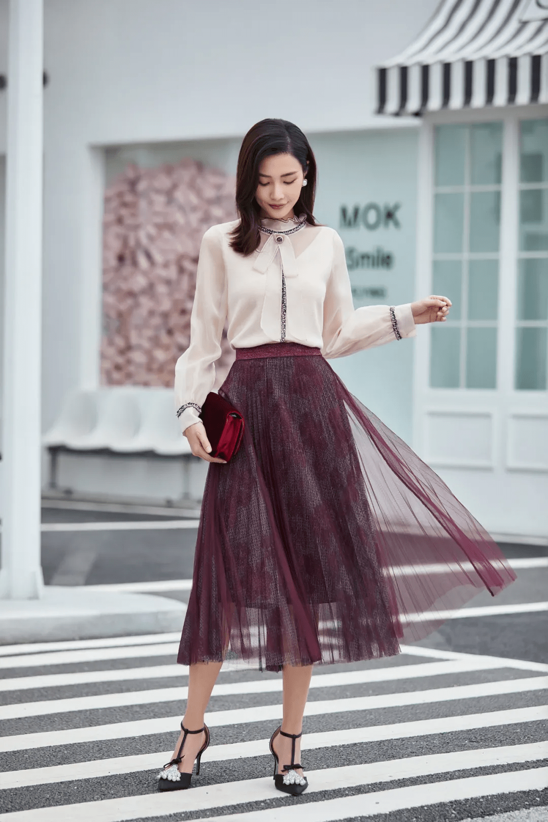 织带 适合秋天穿的裙子，穿上巨仙、巨有气质