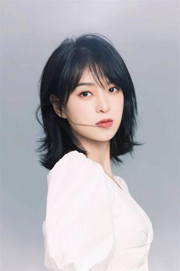 电影|陶冰冰出演民族电影《马背上的婚礼》,演绎又美又飒的蒙古女侠