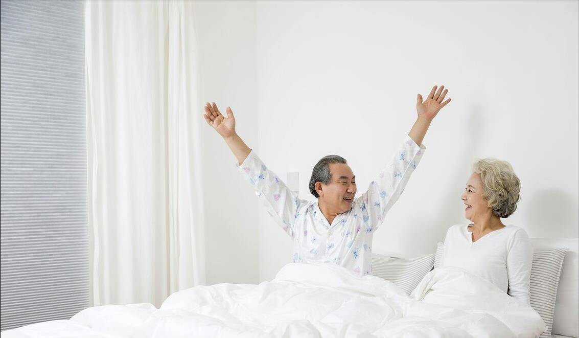 中老年人睡觉指南你了解吗_睡眠
