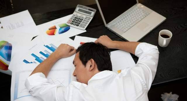 进行|如果脉搏与心跳不相等,要提防是否有了房颤,天冷时容易发作