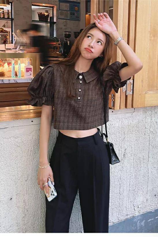 女郎 显逼格的穿着，宛若油画女郎般着装