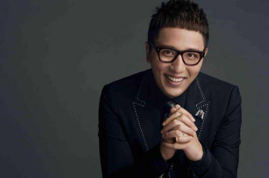 事故|直播事故中的主持人反应，倪萍机智，何炅暖心，董卿令人佩服！