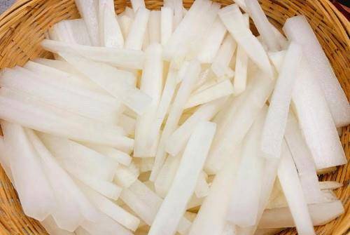 怎样晒萝卜干又香又脆 d84dcf9c89b0406d8e7e43901f28f80e.jpeg