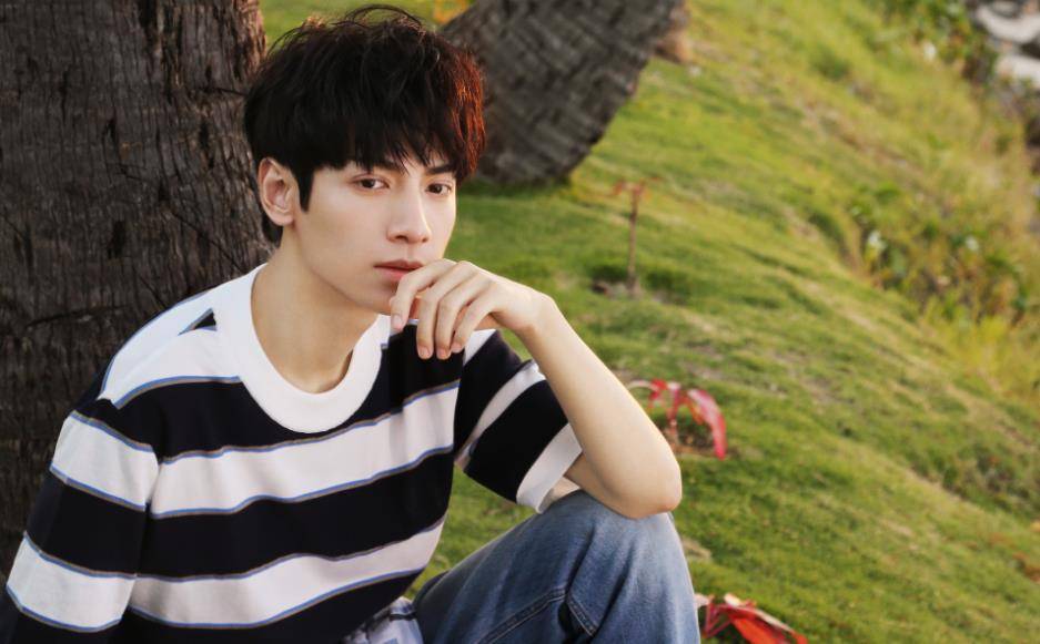 角色|《白发》即将收官，官方更新主创剧照，罗云熙呼声最高