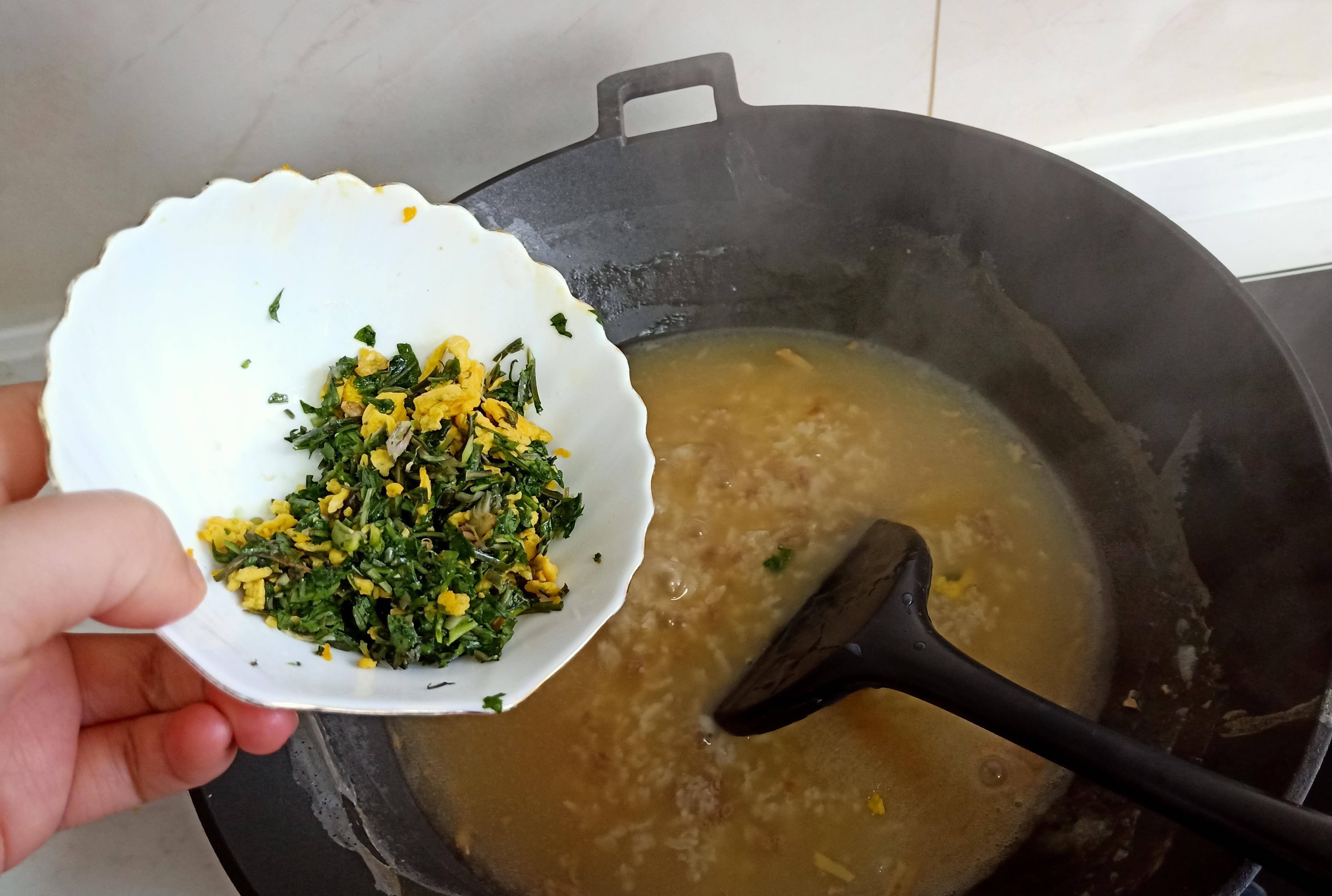 盒子|一家子的早餐走红,吃得舒服还不贵,网友:好好吃饭,高级的生活