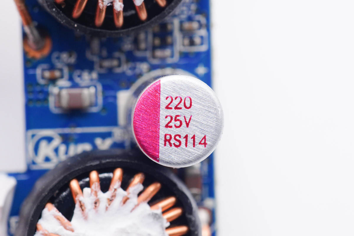 功率|内置镓未来G1N65R240PB氮化镓功率器件，绿巨能65W 2C1A氮化镓快充充电器拆解