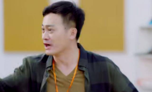 腹肌|更新10集，豆瓣好评满屏飘，笑出腹肌，龚俊新剧凭什么？