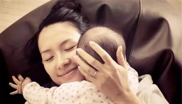 什么时候母乳最多 bf7951b64c4e4358a2ef0c1488375acd.jpeg
