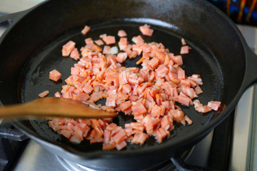 美味鲜美还低脂的西兰花浓汤,轻松解决孩子不喜欢吃西兰花的问题_培根