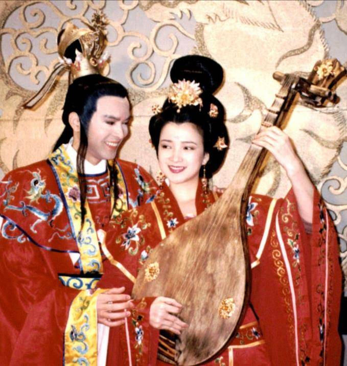 咸丰|年轻时候的何晴，纵然是配角，却比主角还要美