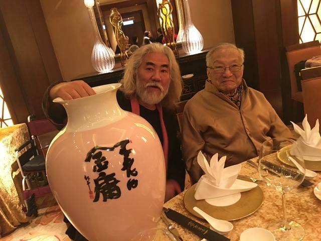 内地|TVB金庸剧符合原著？83版《射雕》魔改，89版《侠客行》颠倒黑白2