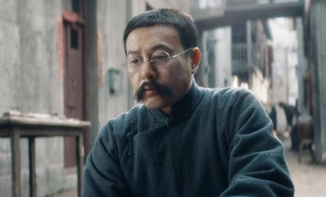 张颂文|金鸡奖提名下月初公布，影帝五强名额不够分，刘烨有望追平黄晓明！