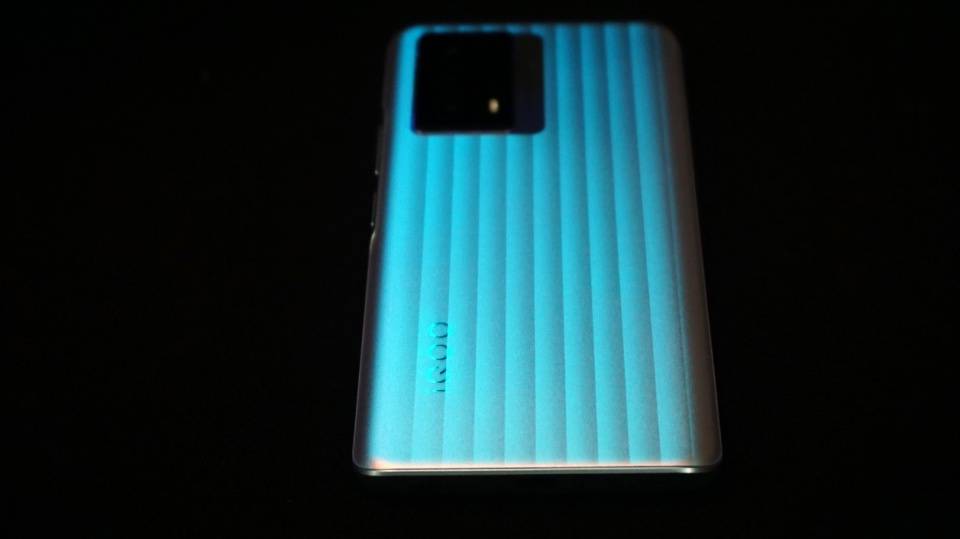 层层越级——这就是1899元起的iQOO Z5给我的体验