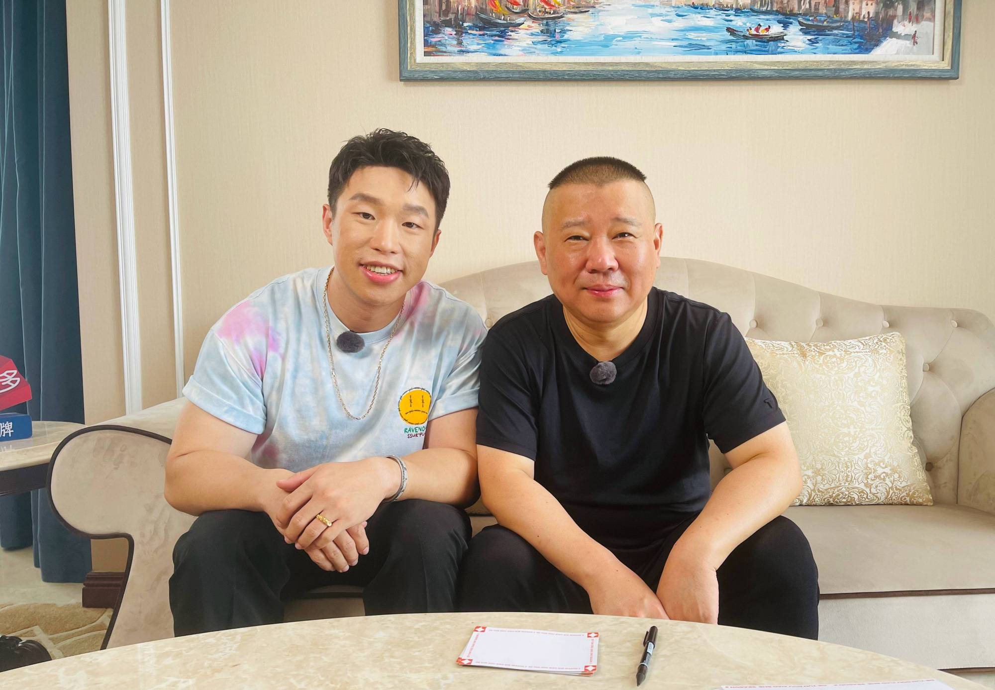 能力|质疑张九南能力，不服秦霄贤当队长，烧饼路人缘被“假直爽”败光