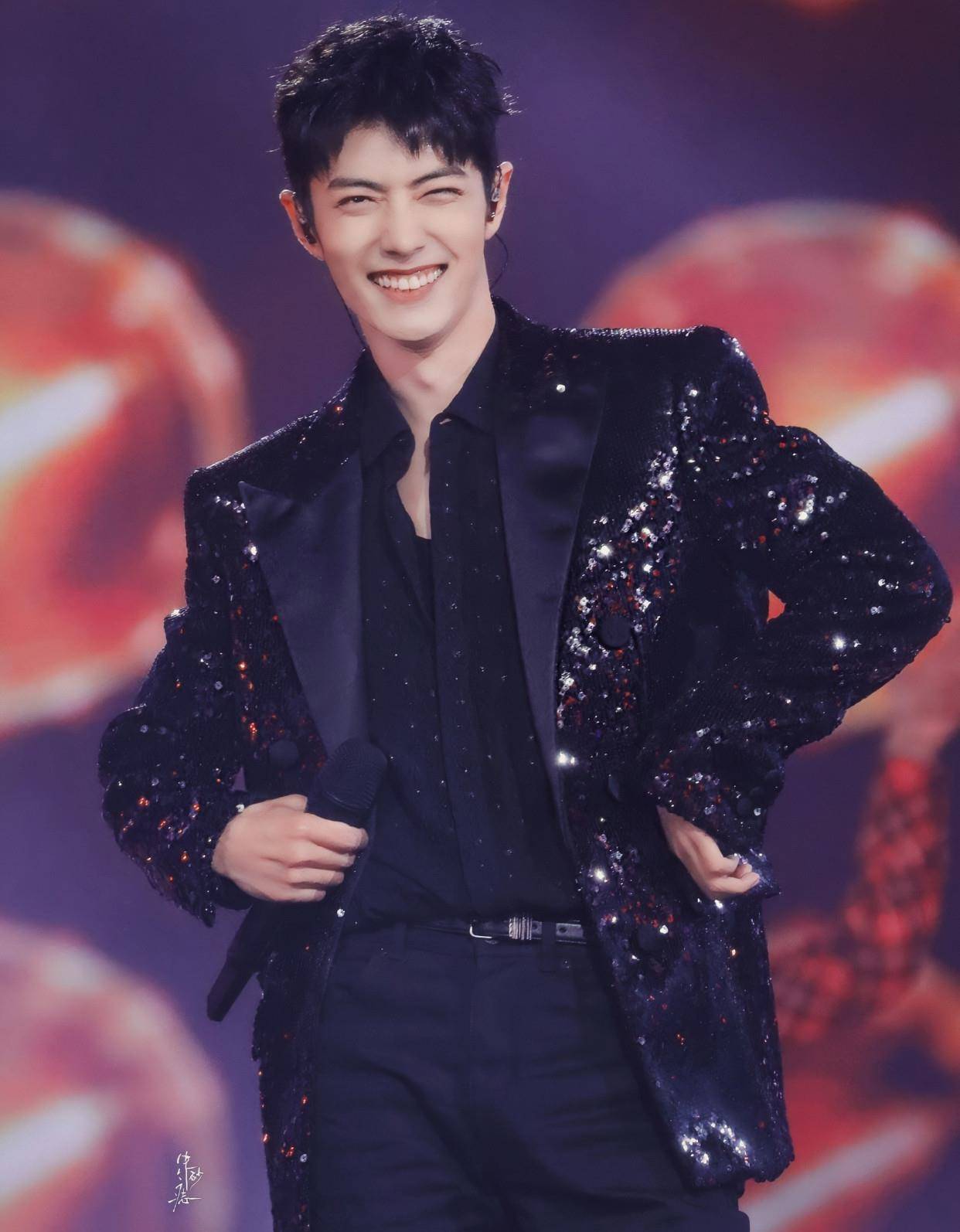 美食|《北青网》点名肖战，给肖战起新称呼，还夸赞肖战的颜值