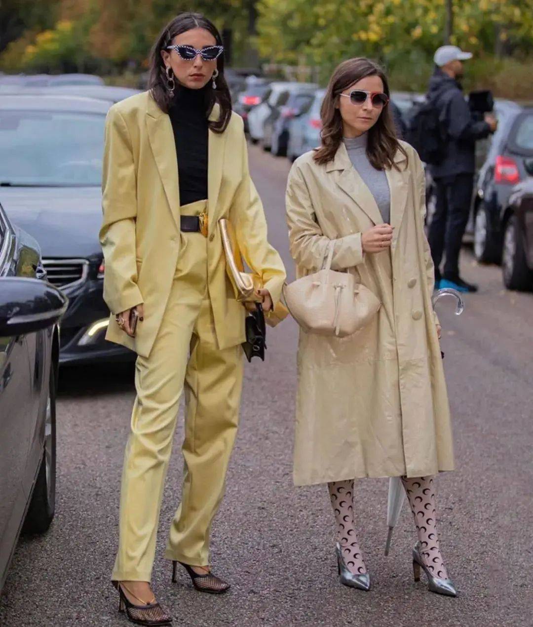 设计 关晓彤的身材一般人学不来，西服下全是美腿，宁波女孩：实在太养眼！