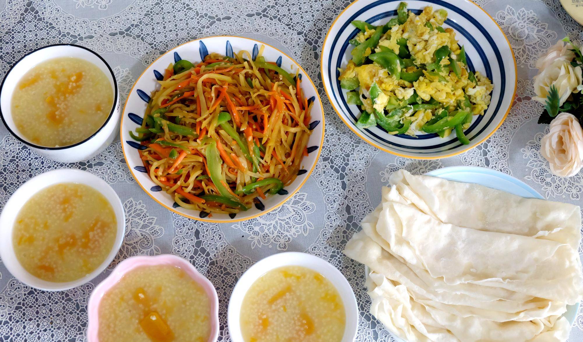 生活|北京一家四口七天早餐火了朋友圈，这生活条件太好了，妈妈真勤快