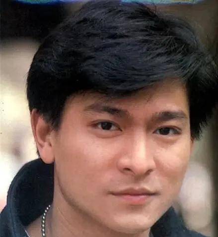 全球|59岁范伟险胜外国影帝，刘德华巩俐落败！这届华鼎奖太精彩