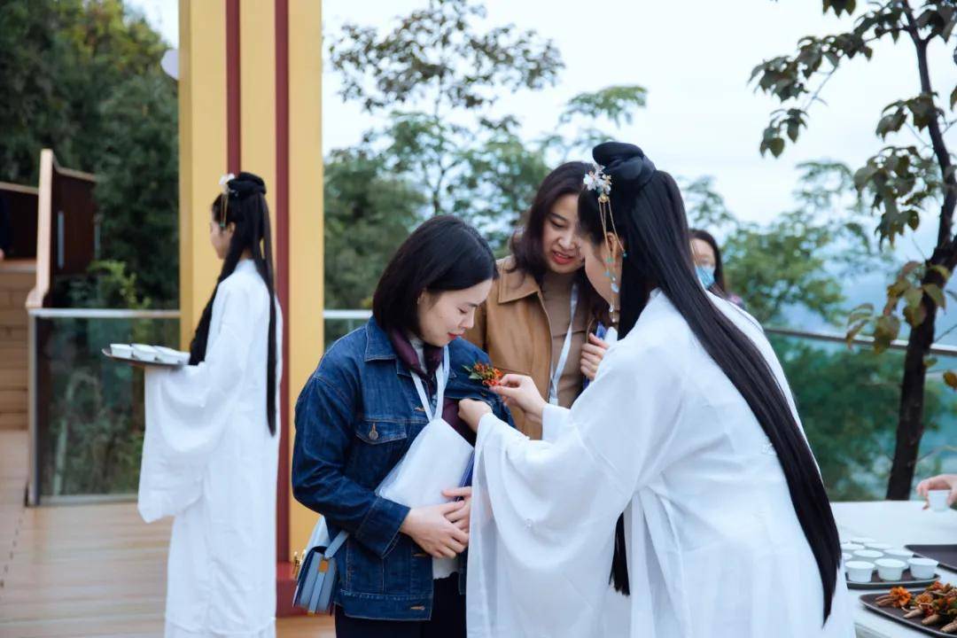 酒庄|世界酒庄郎酒庄园的重阳时间