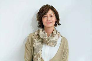 尖头 年过50的女人，建议少穿高跟鞋！今秋流行这4双鞋，舒适显高真美