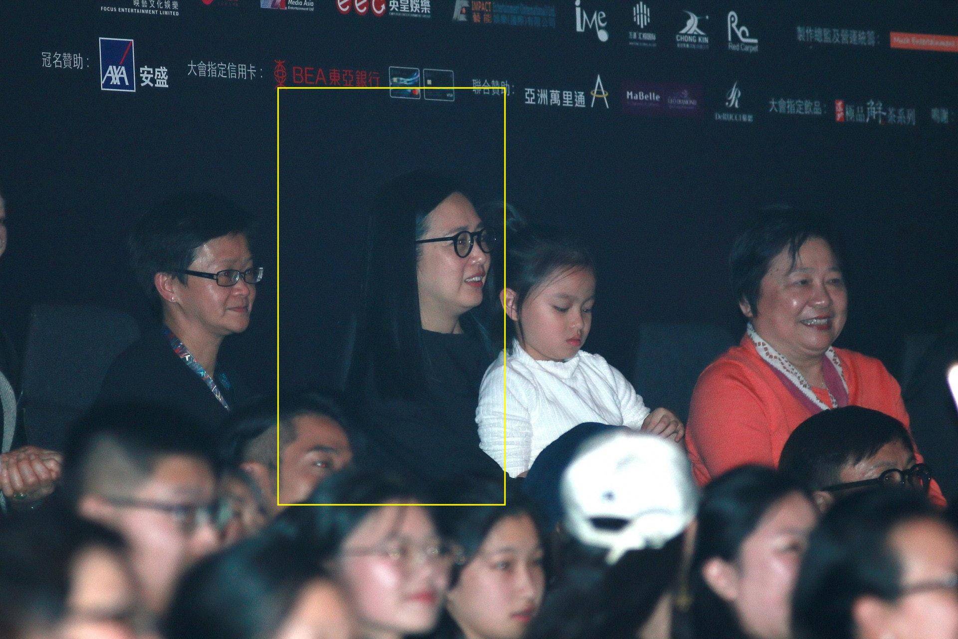 纪晓岚和珅重聚纯属导演个人补偿观众的一种方式