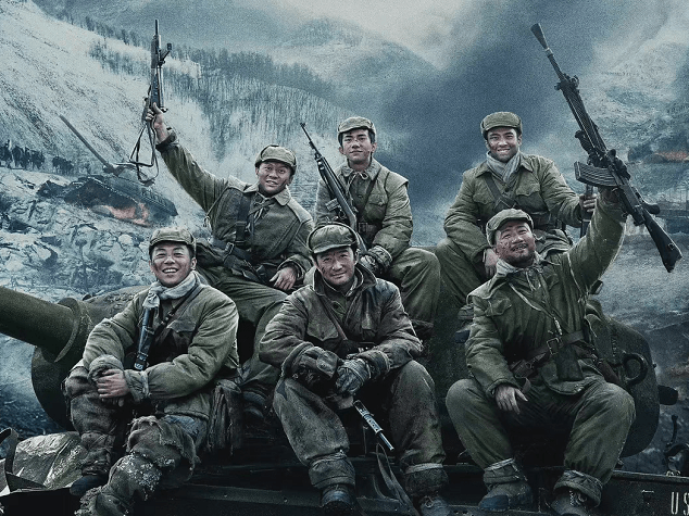 手指|导演喊卡易烊千玺依旧不敢动，随后吓得手指发抖，说出原因观众泪目了