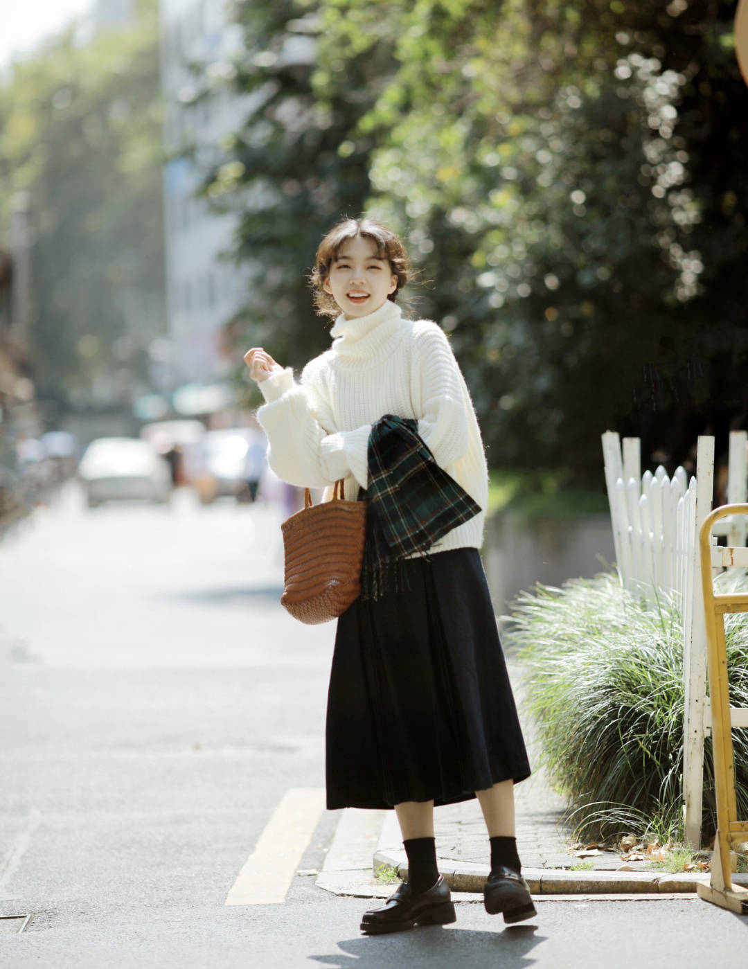 颜色 秋冬季节不要乱穿衣,试试这些百搭日常的穿搭,保暖舒适不挑人