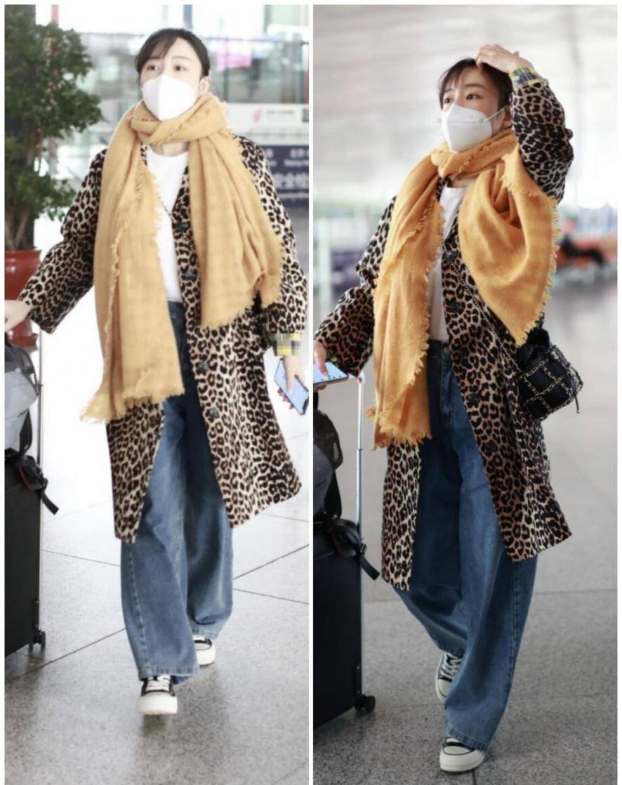 黑色 张静初穿得跟“刚进城”似的，但气质却很高级，混搭的造型也很美