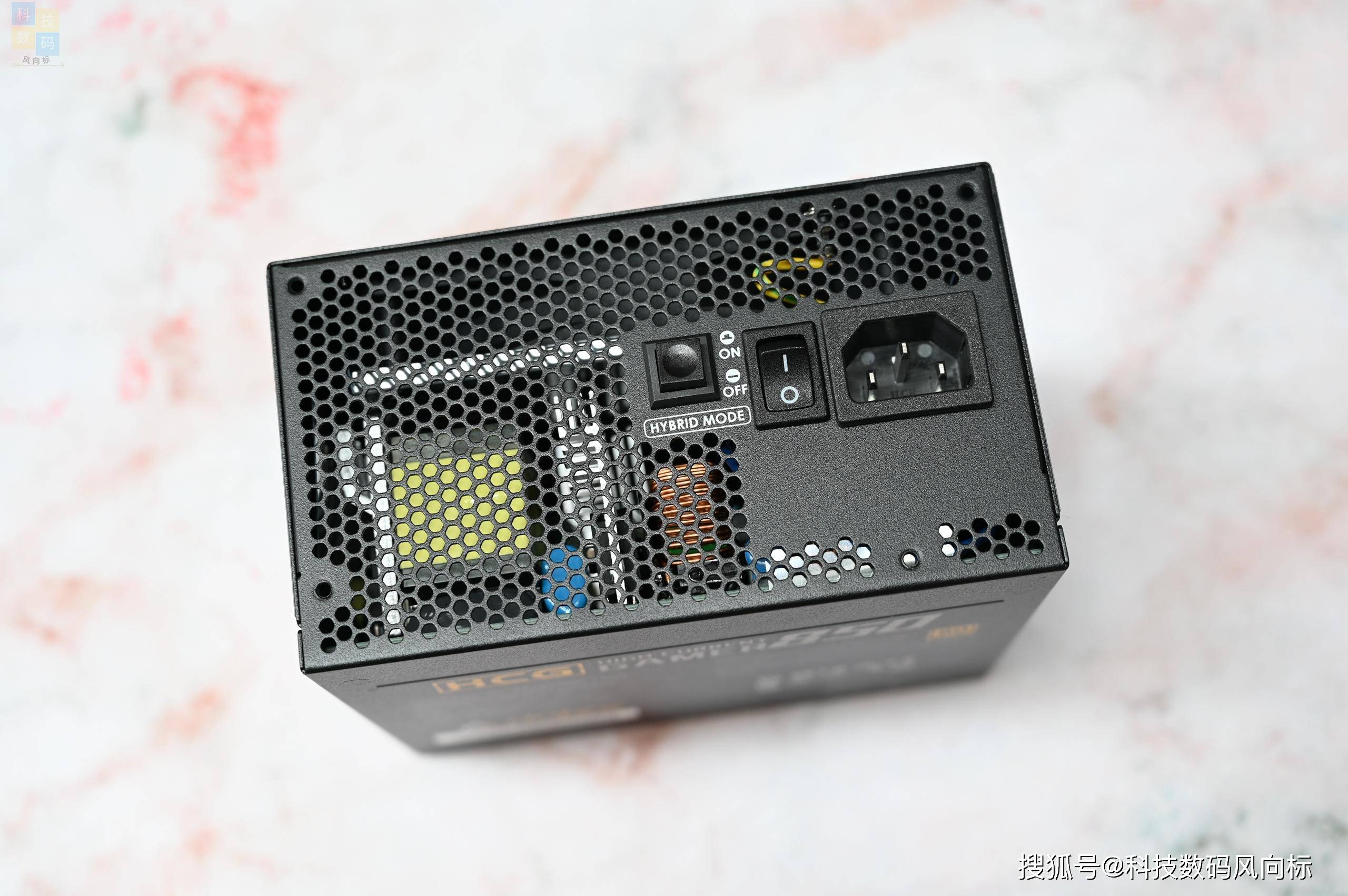 漂亮|双十一换个更漂亮的机箱，星曜者DF800上手