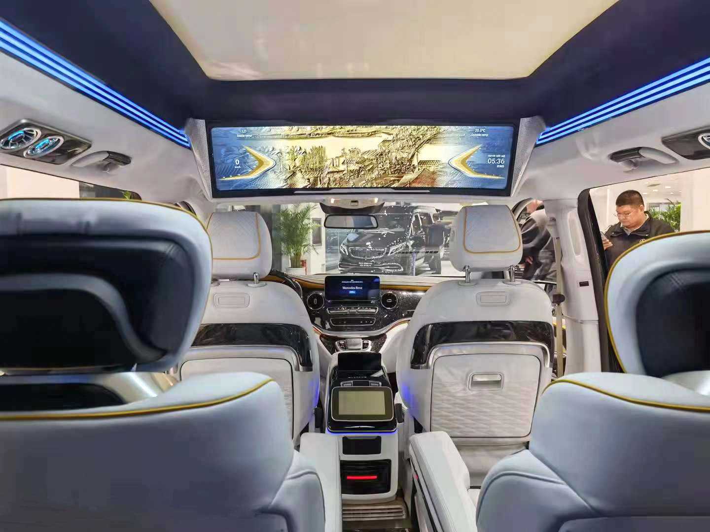 这几款全新奔驰商务车,高端奢华,堪称商务车中的“劳斯莱斯”_搜狐汽车_搜狐网