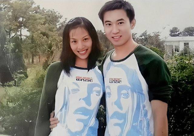 中国最美女航天员曝光 730b7a0adac147f09b1be08e7e02a0f0.jpeg