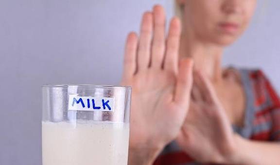 人体|早餐喝牛奶好,还是喝豆浆好?建议牢记4个禁忌,这样才不会白喝