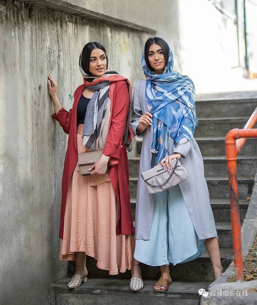 美丽的波斯姑娘如怒放的阳光