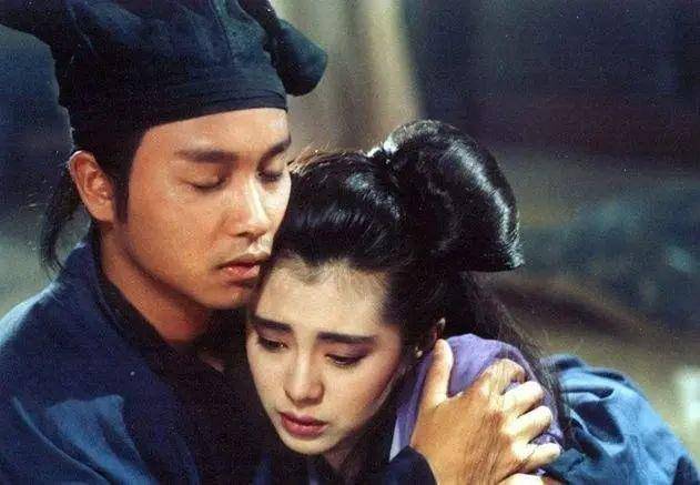 周星驰|香港电影十大经典角色，“九叔”林正英，“禁欲系”法海令人难忘！