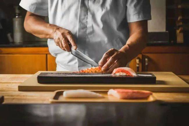 日料控们现在抓紧吃什么 四葉寿司 鱼子酱