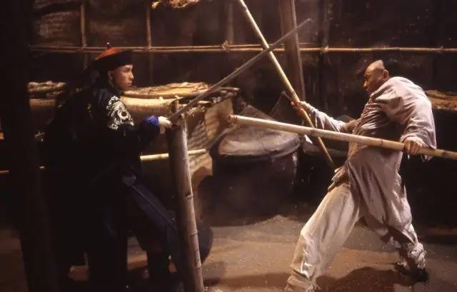 周星驰|香港电影十大经典角色，“九叔”林正英，“禁欲系”法海令人难忘！