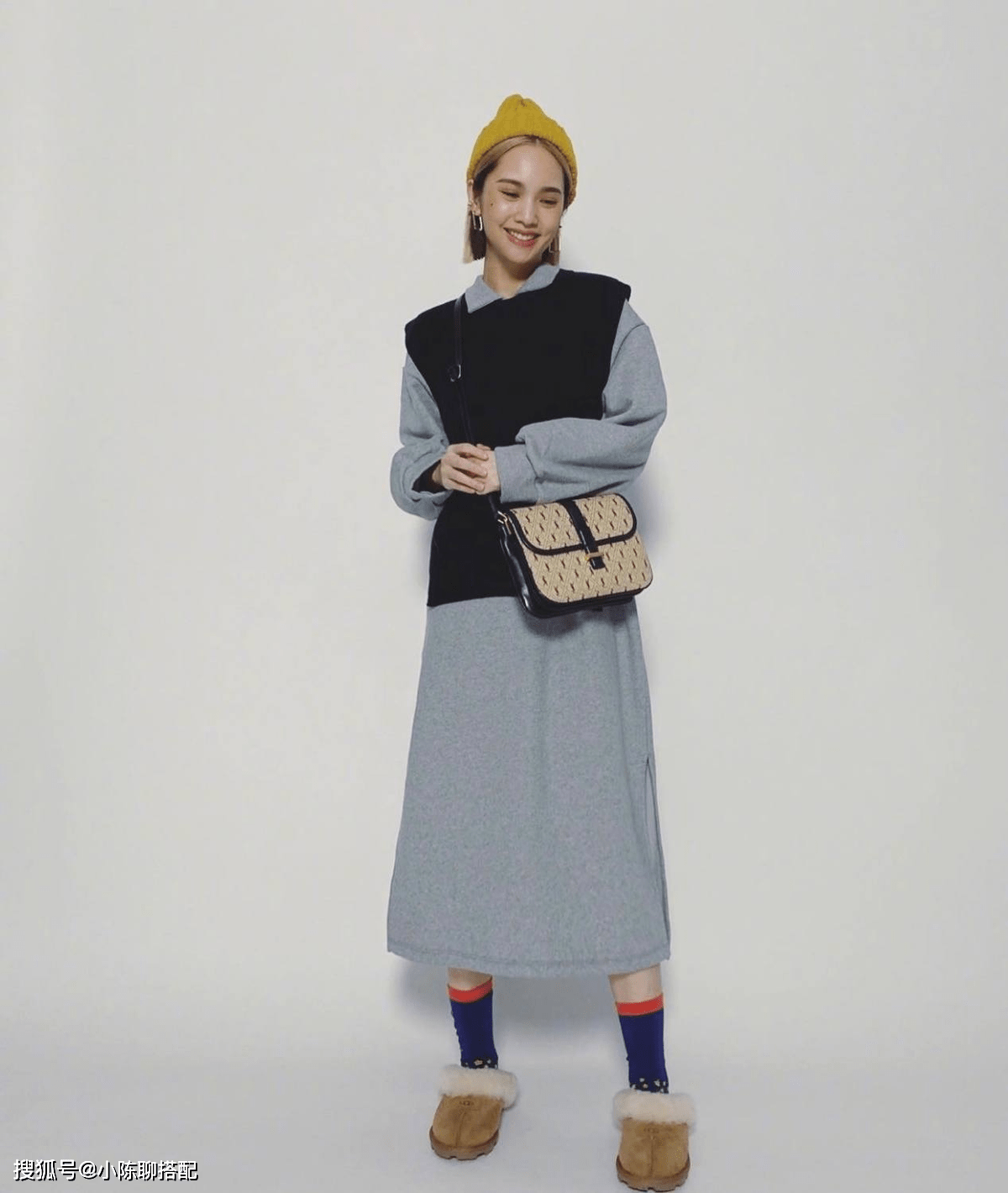 季节 秋季露腿穿搭，反季节新时尚，女明星们都在穿