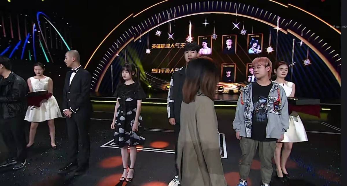 因为|KS星光大赏美女如云，少东和陈逗逗甜死了，火线妹终于暴露身高