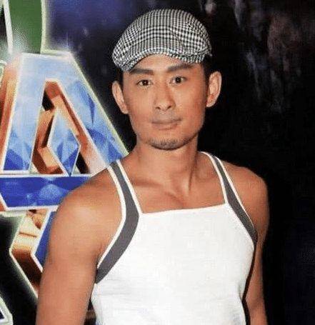 张雨绮八卦王文也表示：“我是一个初执导筒、求知若渴、坚信付出就有