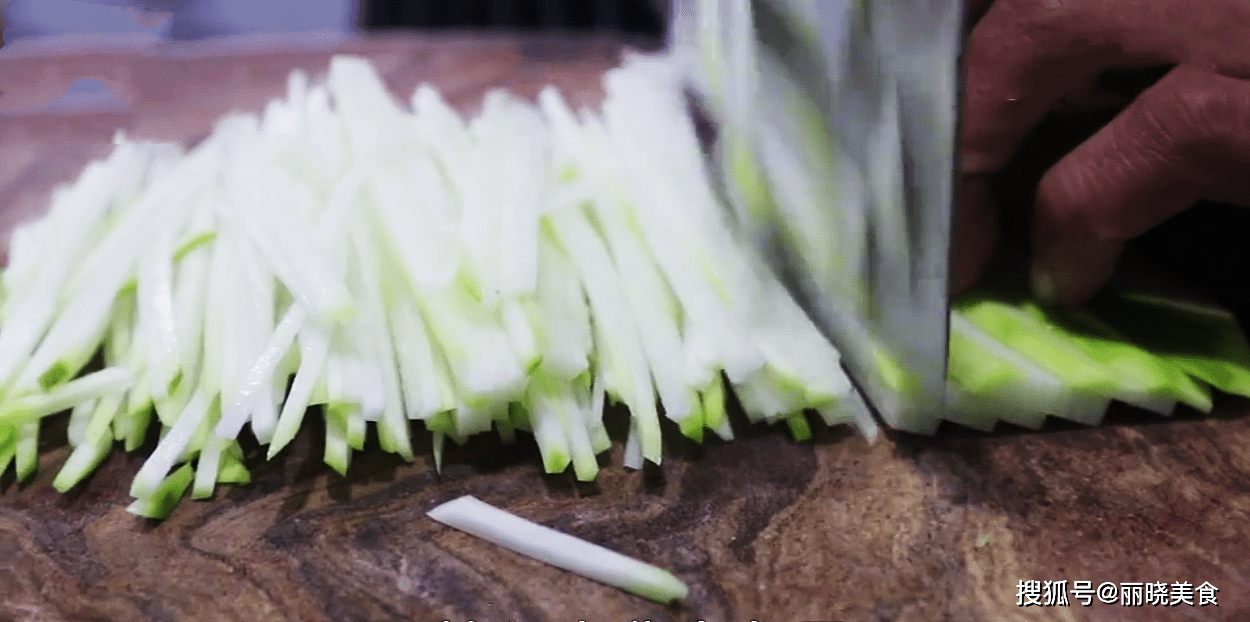 葱花|秋天别总大鱼大肉，多吃这12道家常素菜，低热量高营养，特别下饭