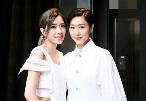 丁恩慈|还是内地机会多，胡定欣想来内地发展，想参加《乘风破浪的姐姐》