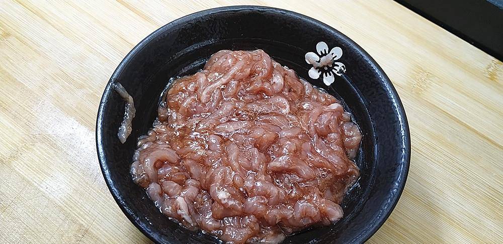 怎么把肉做成酱好吃 8f143fb6e56a4c85813e157e9dea73cb.jpeg