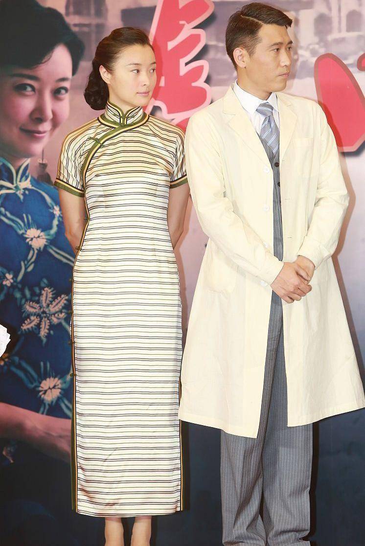 服装 吴越虽然是国字脸，但打扮起来却挺有气质，生图脸泛油光也挺美