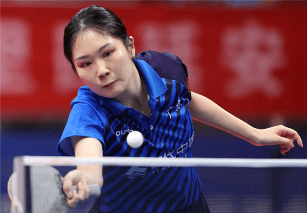 国乒1女世界冠军遭刘国梁双开_黄颖琦
