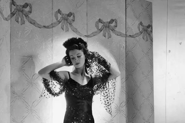 赫本|人物丨她是唯一可媲美赫本的女人,生得短暂,活得绚烂