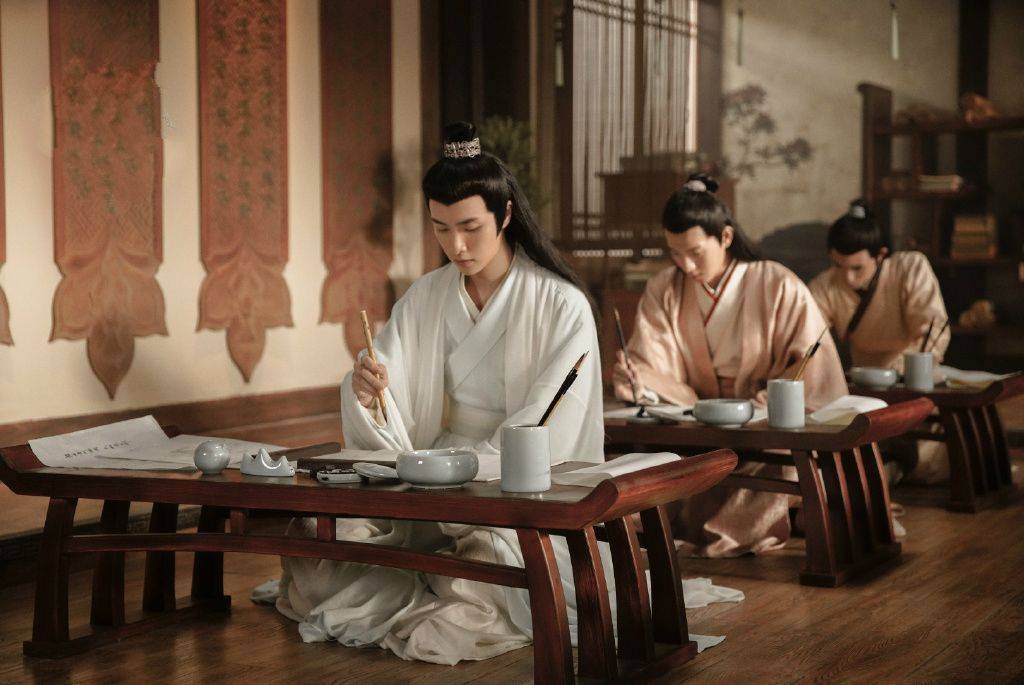 原创民间故事书生夜宿女娲庙梦中被女娲责骂不久后高中进士