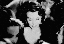 赫本|人物丨她是唯一可媲美赫本的女人,生得短暂,活得绚烂