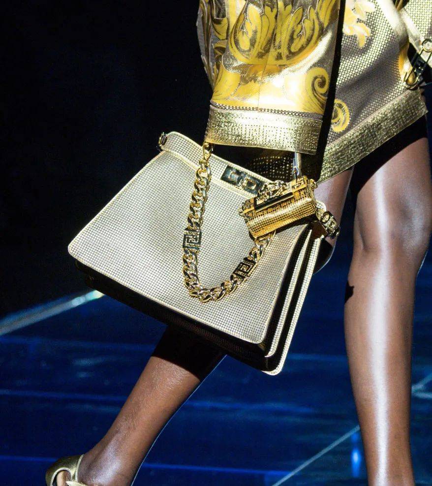 Jones 求求她别再折腾了，仙女土成大妈！